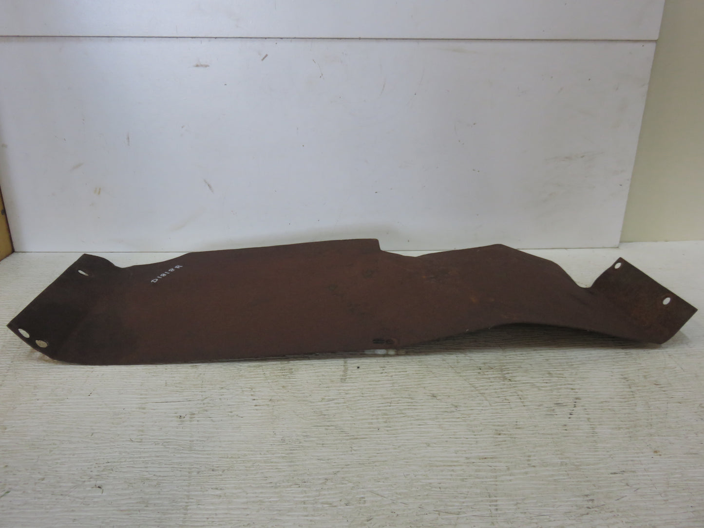 D1818R John Deere Right Hand Rear Dust Shield For D