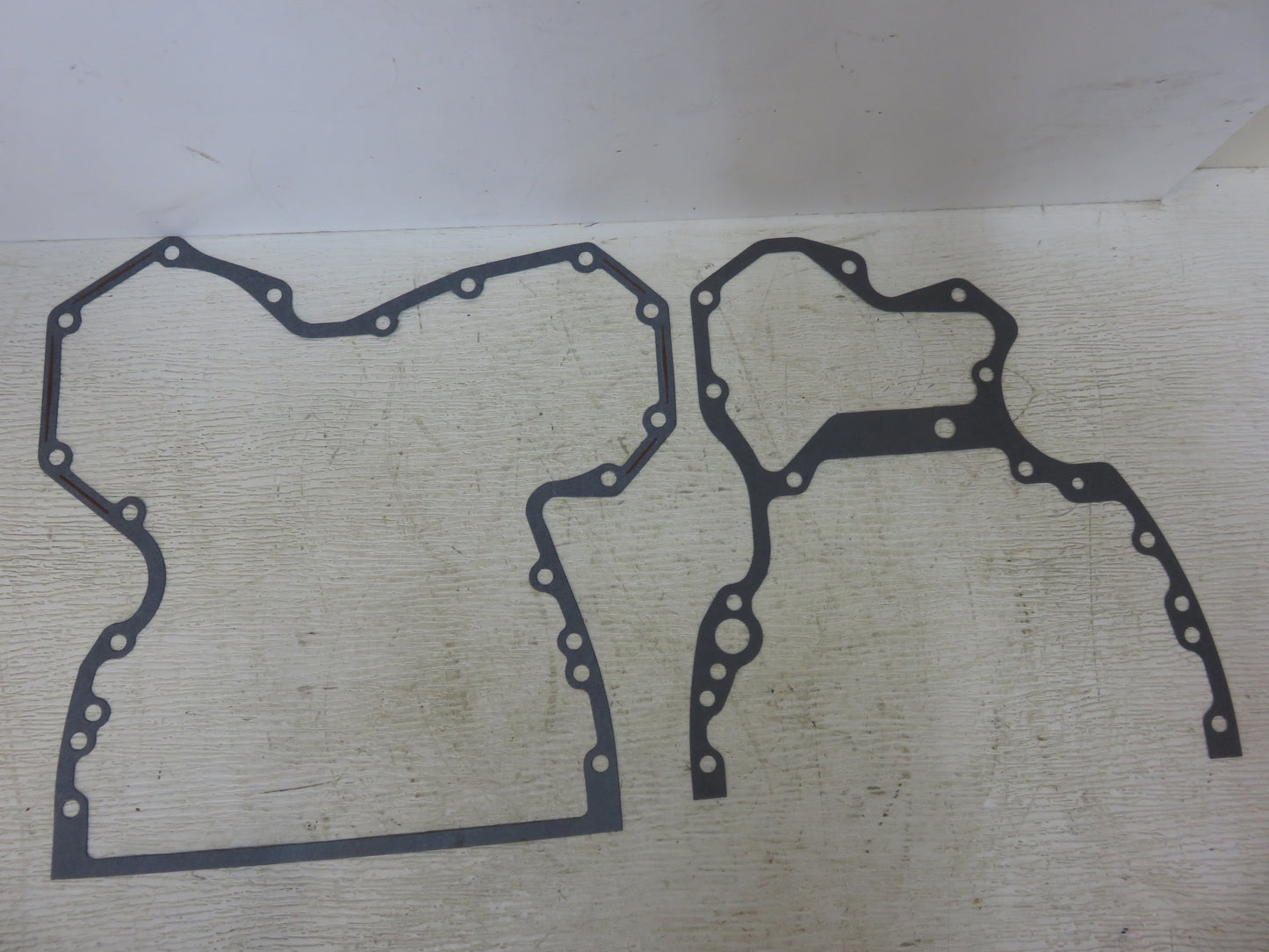 R97454 John Deere NOS Timing Gear Cover Gasket For 1030, 1130, 1630, 1520, 1640, 2040