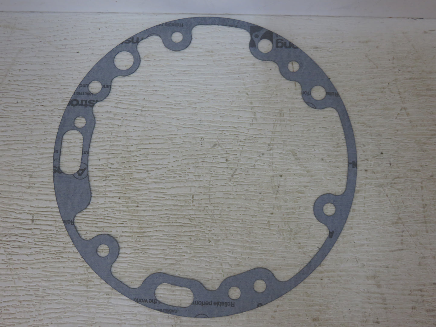 T79154 John Deere Transmission Oil Pump Gasket For 410B, 410C, 410D, 510B, 510C, 510D