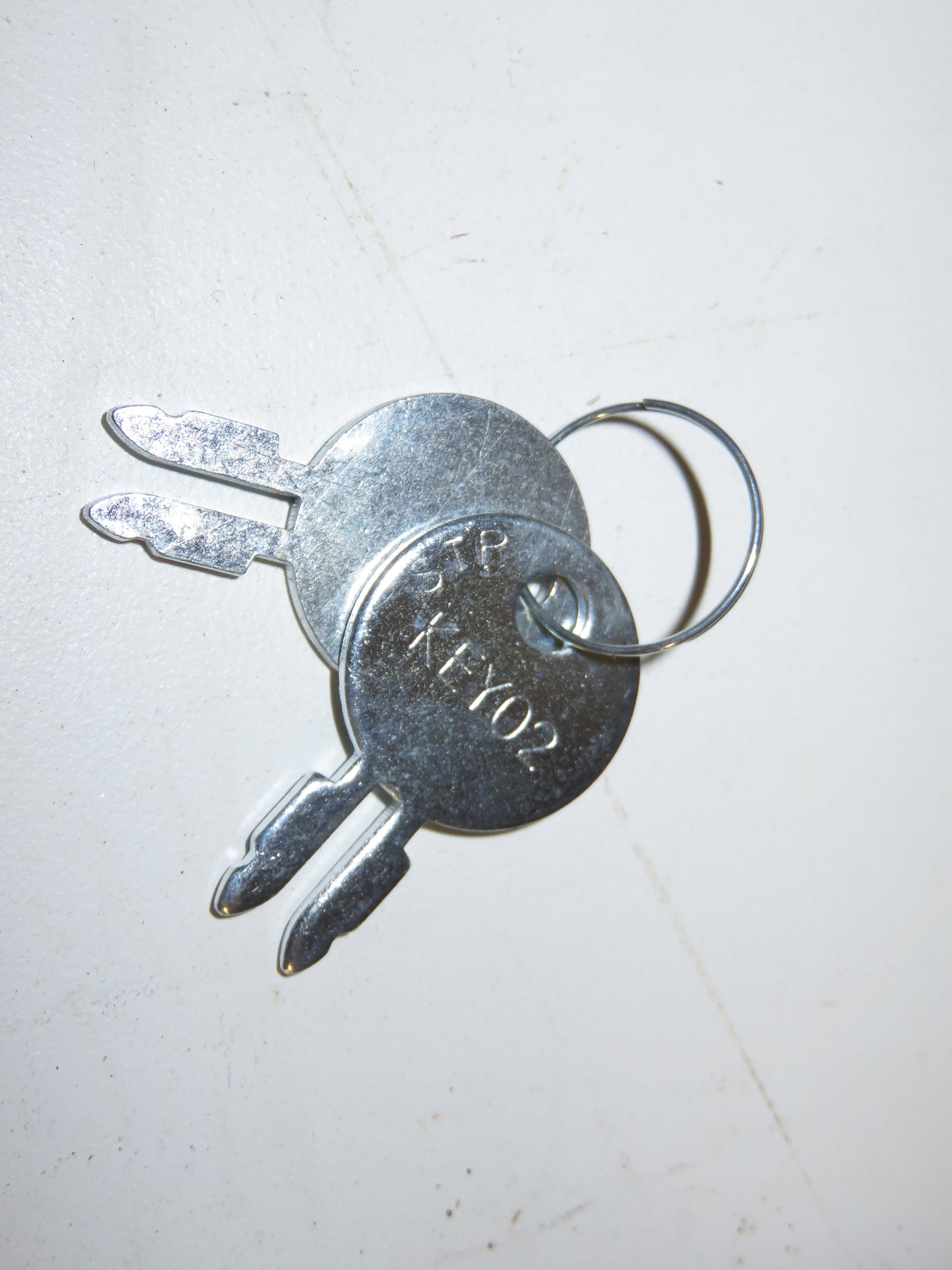 AR26528 John Deere Ignition Switch With Key For 1010, 2010, 3010, 4010, 3020