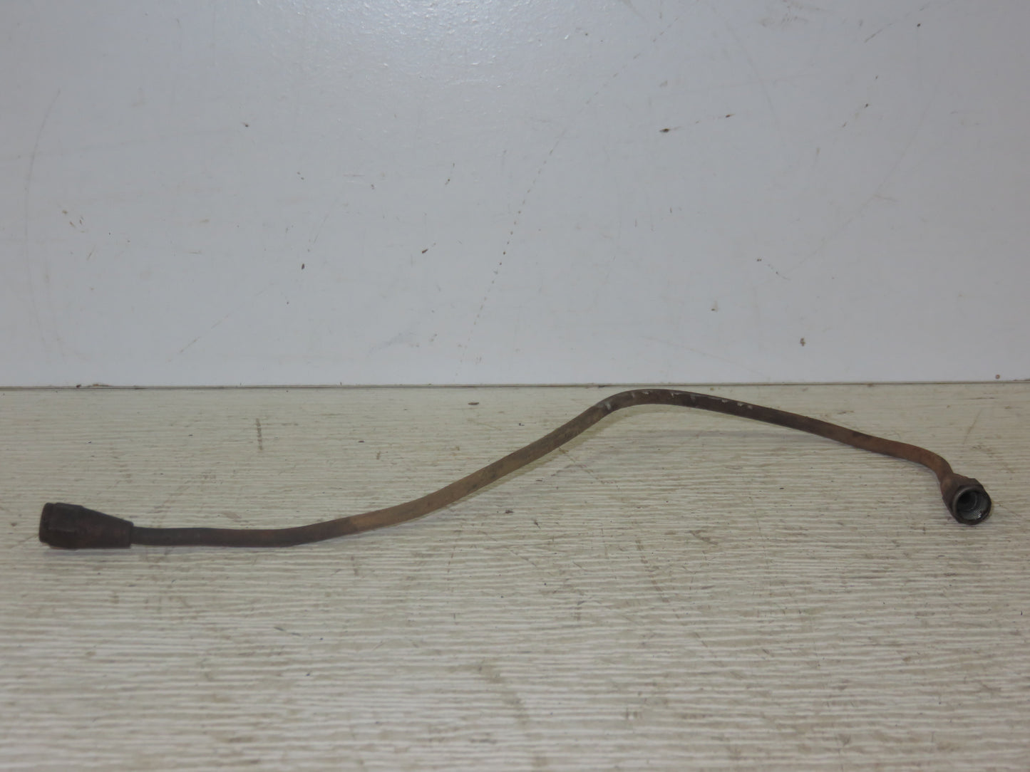 AR26669 John Deere Brake Return Oil Line For 4010