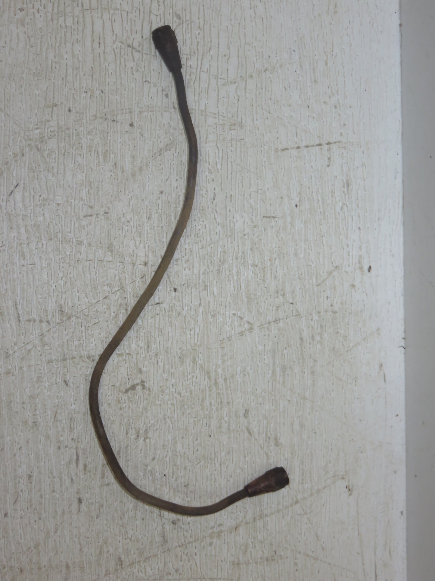 AR26669 John Deere Brake Return Oil Line For 4010