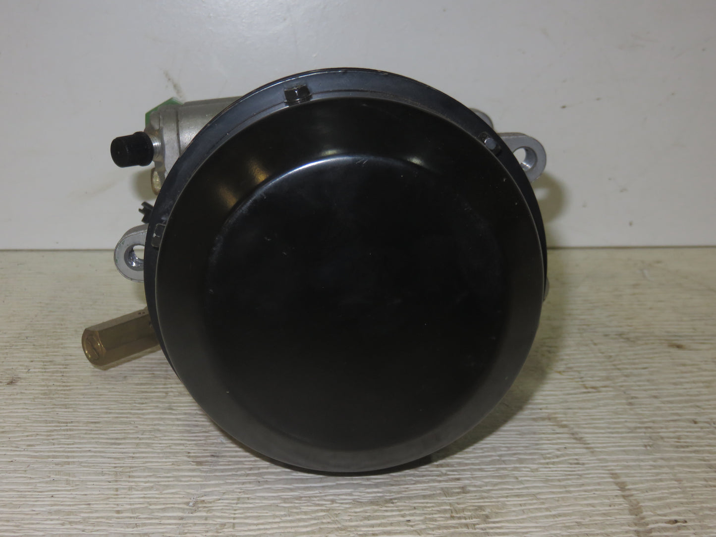 TY6626 John Deere NOS AC Compressor For 4230, 4430, 4630, 4040, 4240, 4440, 4640, 4840