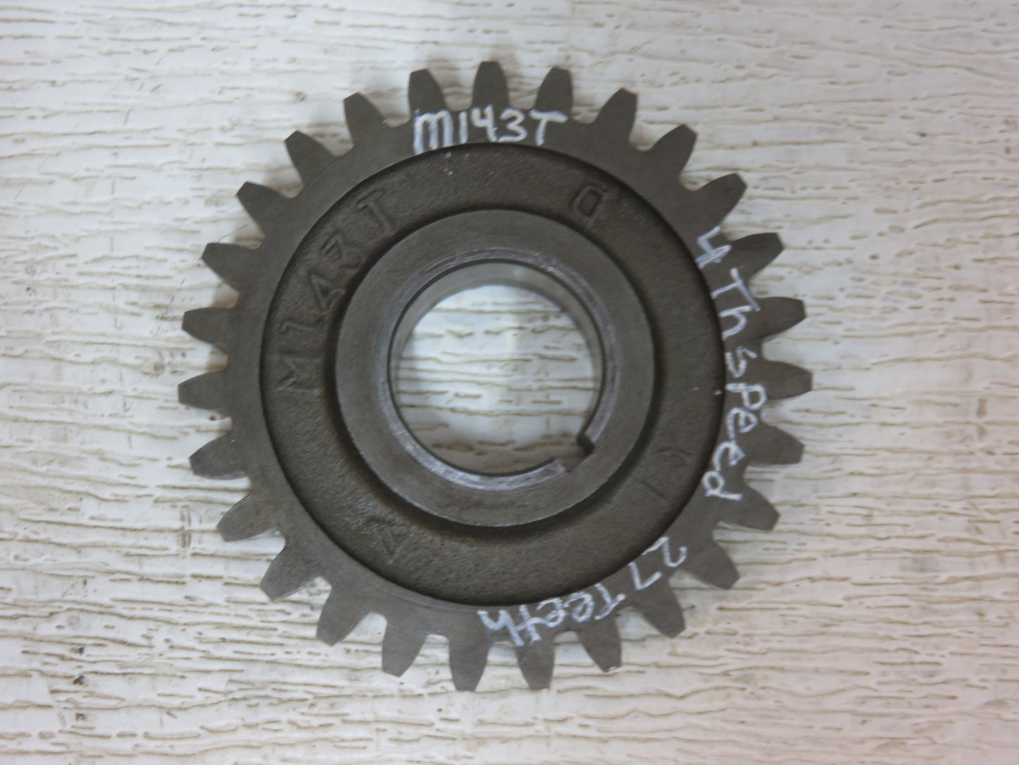 M143T John Deere Fourth Speed Gear For M, 40, 320, 420, 330, 430, 435