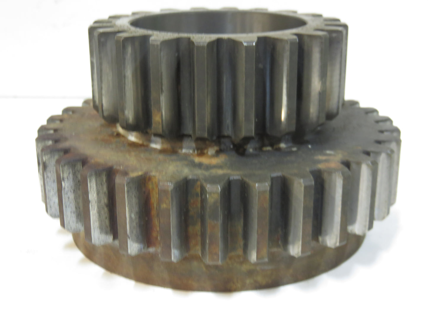 R26793 John Deere Differential Shaft PTO Idler Gear For 4010