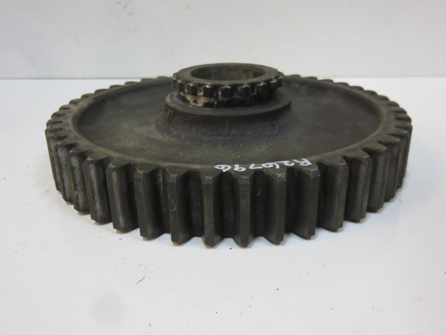 R26796 John Deere 540 RPM PTO Drive Gear For 4010