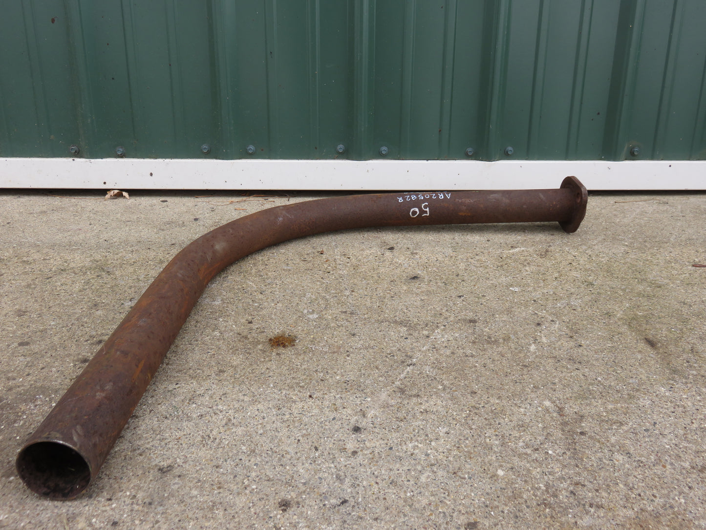 AB4638R, AR20582R, JDS259 John Deere Exhaust Pipe For 50, 520, 530