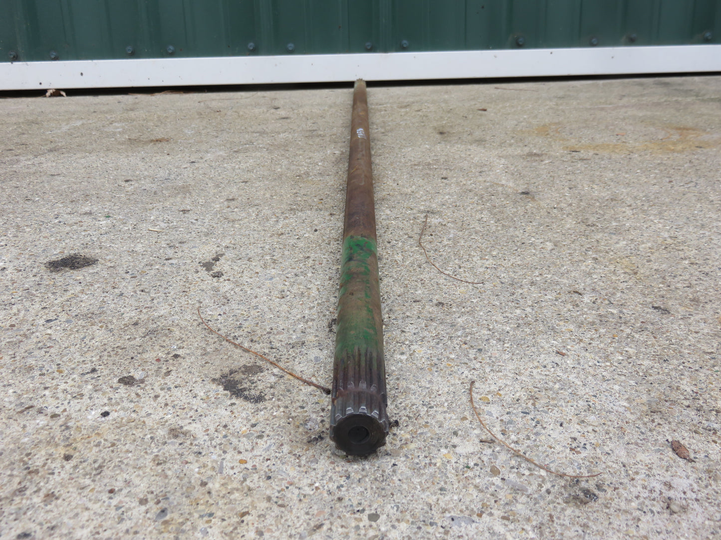 T14596 John Deere Steering Shaft For 1010