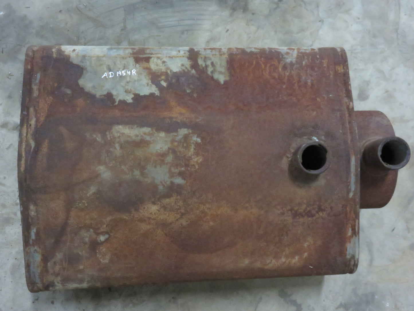 AD1954R John Deere Gas Tank For D