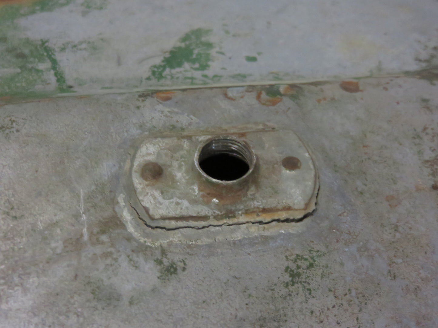 AD1954R John Deere Gas Tank For D