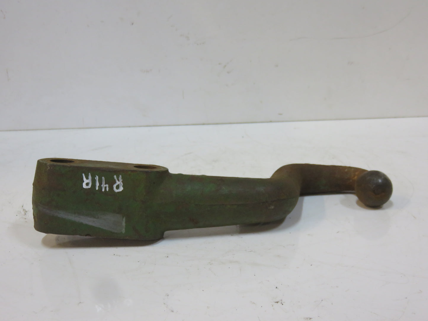R41R John Deere Left Steering Arm For R