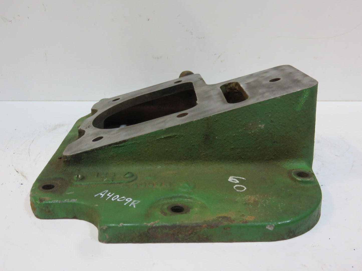 A4009R John Deere Transmission Case Cover For A, 60, 620