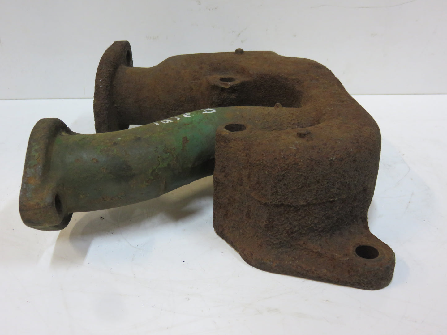 B2472R, JDS073 John Deere Gas Manifold For B