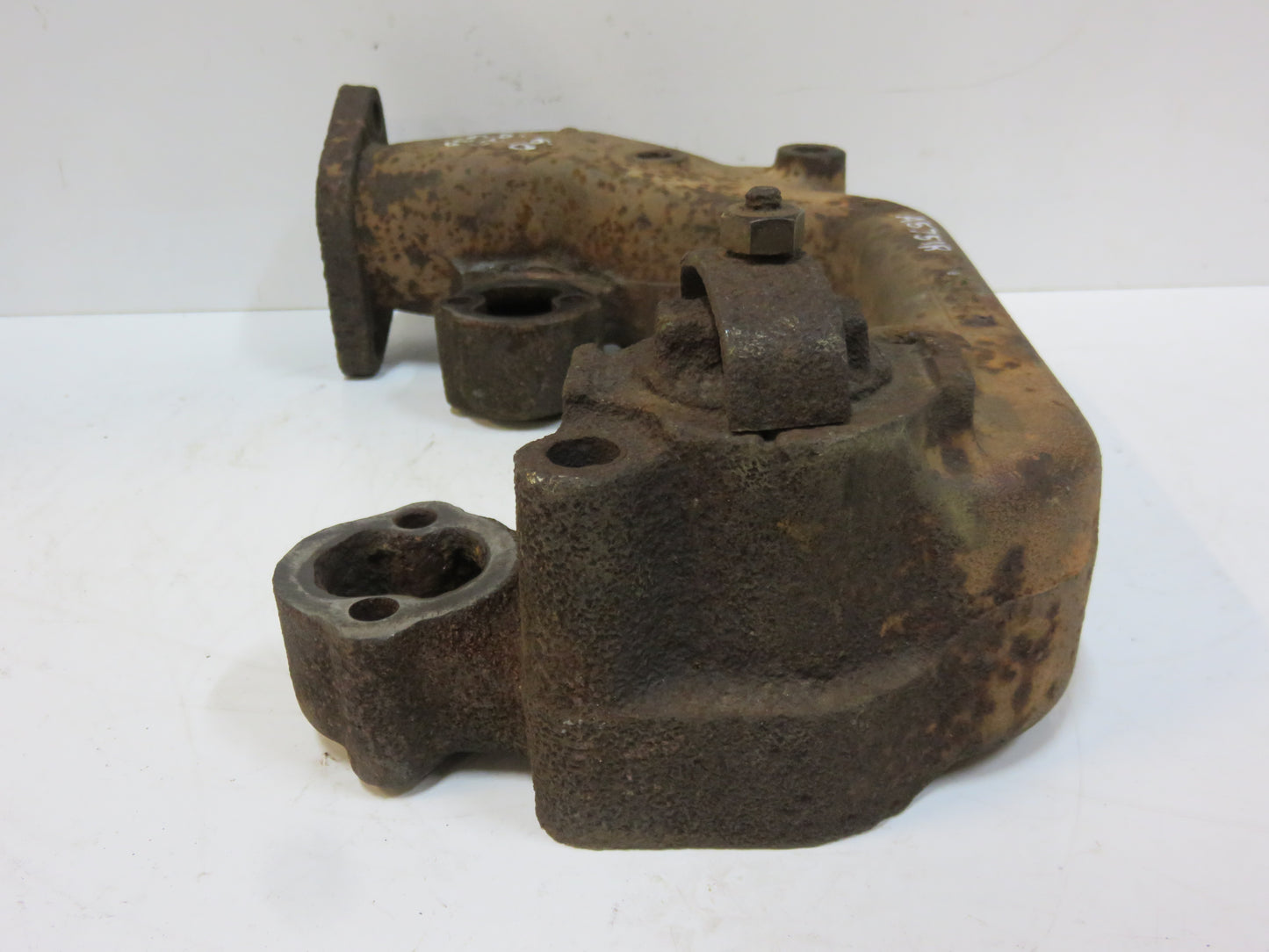 A5751R John Deere Exhaust Manifold For 60, 620, 630