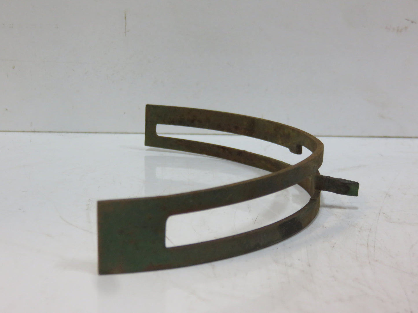 R26576, R40476 John Deere Rockshaft Control Lever Strap For 2510, 3010, 3020, 4010, 4020