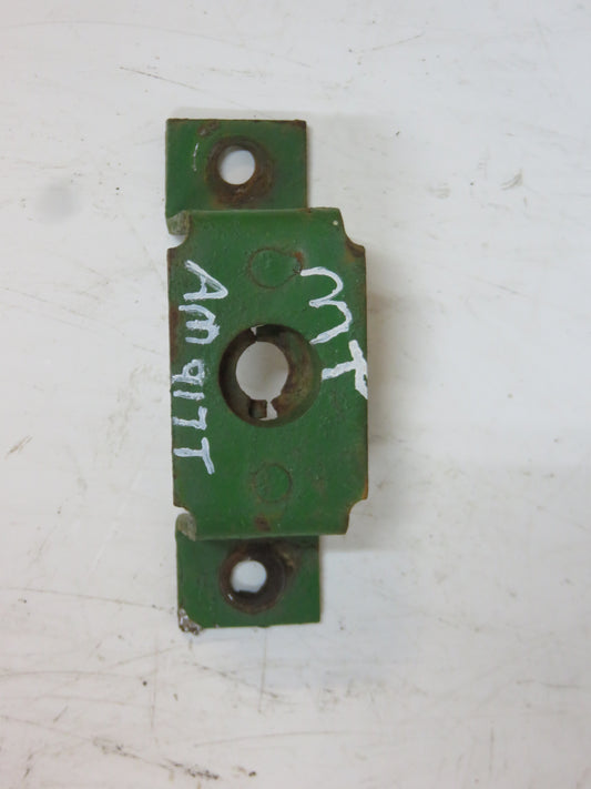 AM917T, AM964T John Deere Lower Grille Support Bracket For MT, 40, 420, 430
