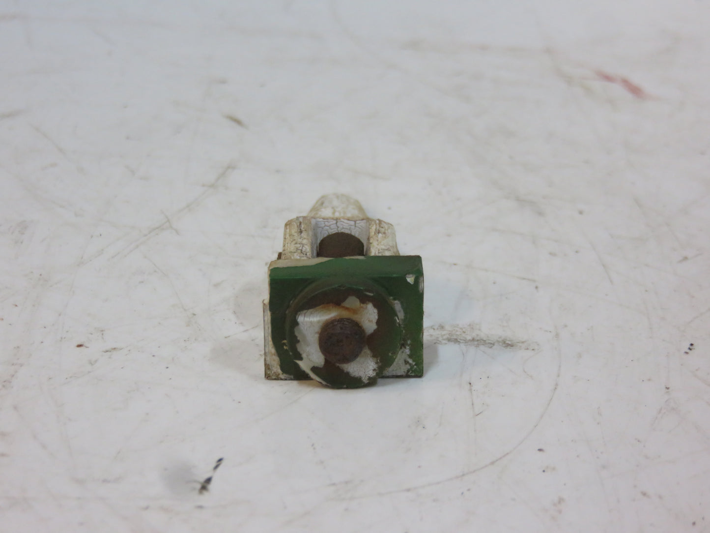 R34537, R27605 John Deere Rockshaft Control Lever Cam And Nut For 2510, 3010, 4010, 5010