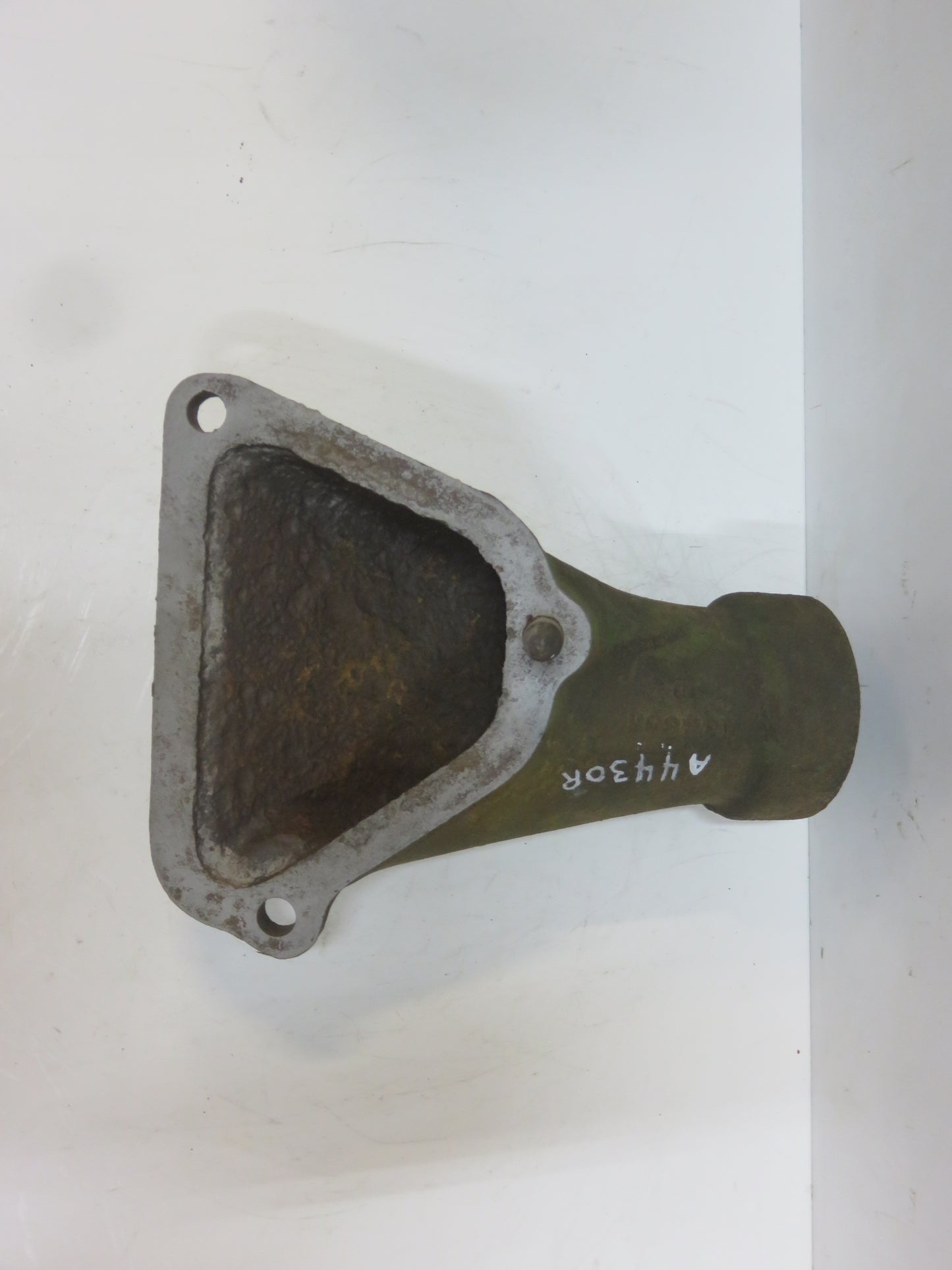 A4430R John Deere Radiator Water Inlet Elbow For 60
