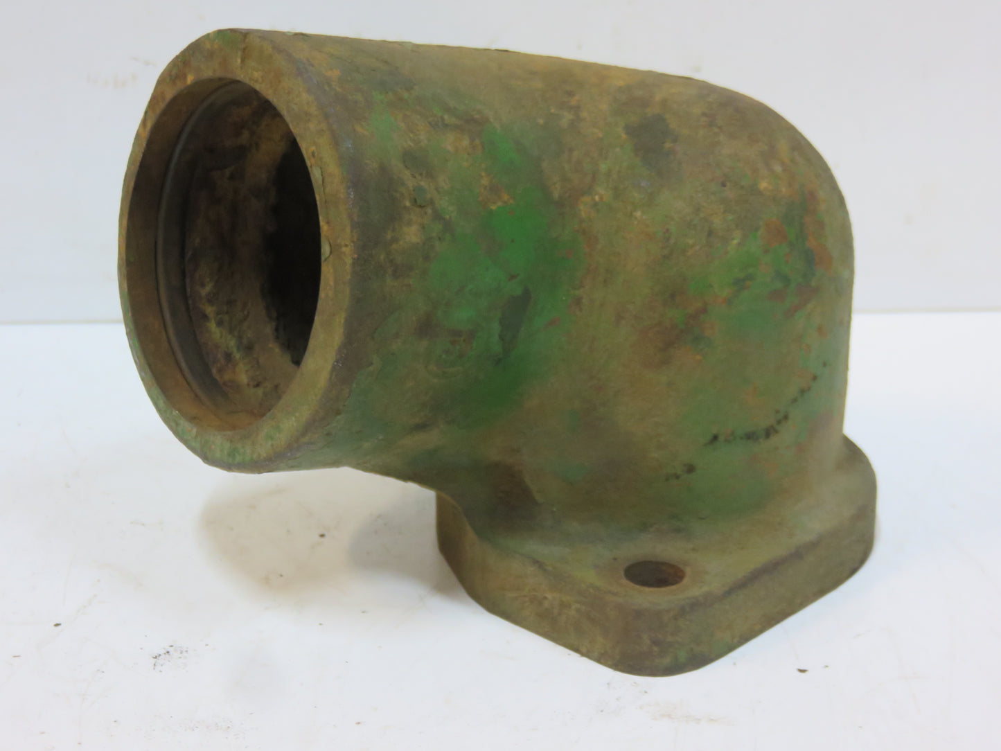 F2698R John Deere Thermostat Housing For Diesel 720, 730