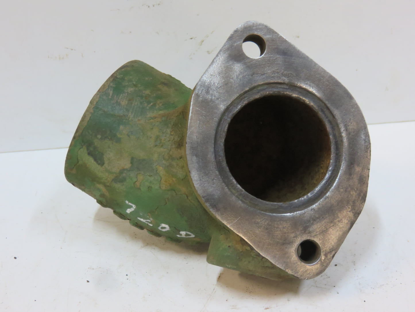 F2698R John Deere Thermostat Housing For Diesel 720, 730