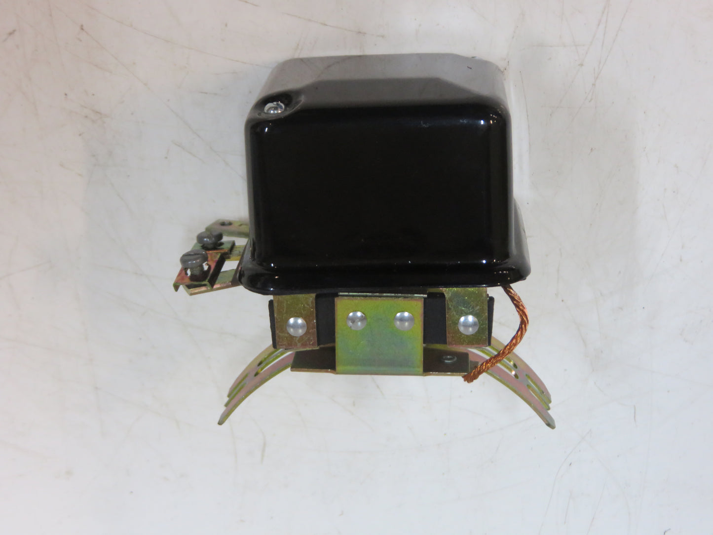 1118266, 1118306 John Deere USA Made Voltage Regulator For A, D, G, 50, 60, 70