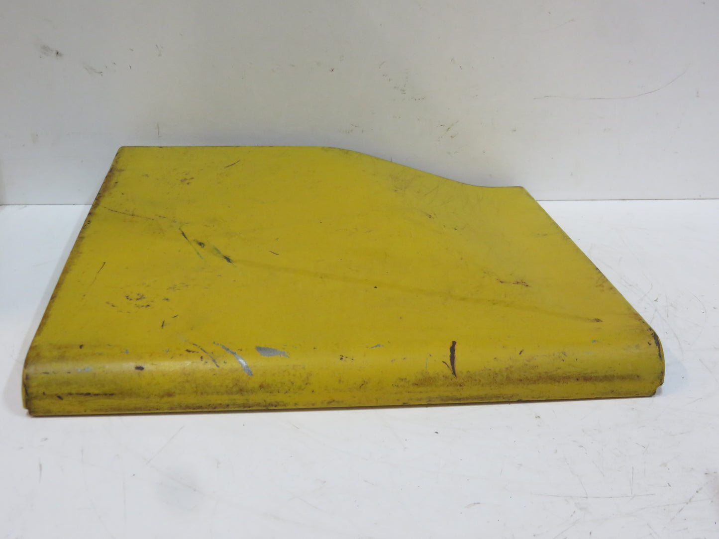 AT16330 John Deere Right Hand Rear Side Panel For 1010