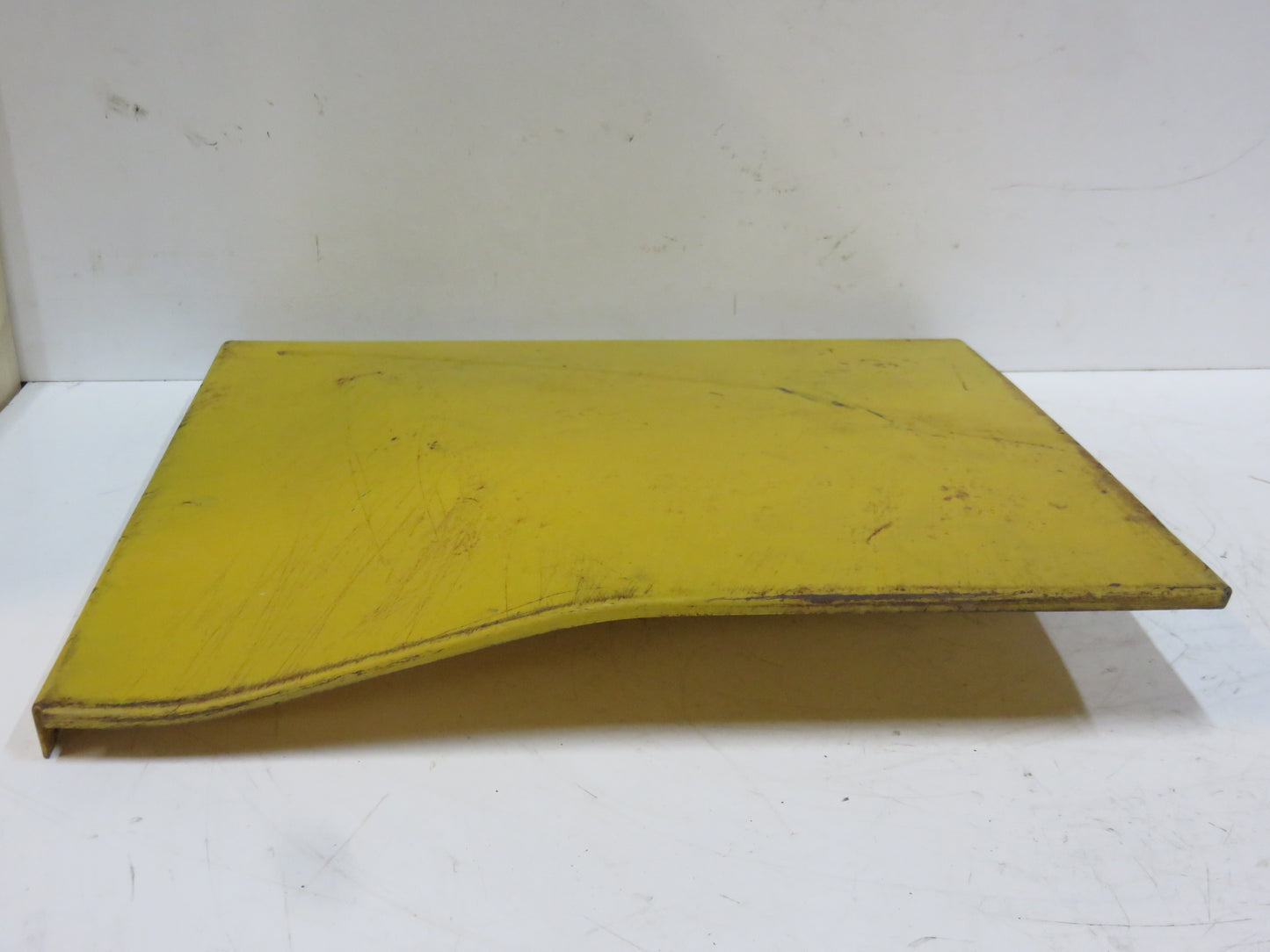 AT16330 John Deere Right Hand Rear Side Panel For 1010