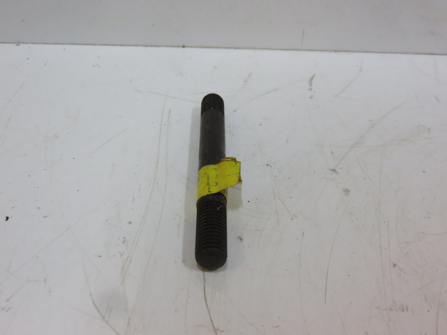 R2622R, A126R John Deere NOS Stud For A, B, H, 50, 80, 820, 830