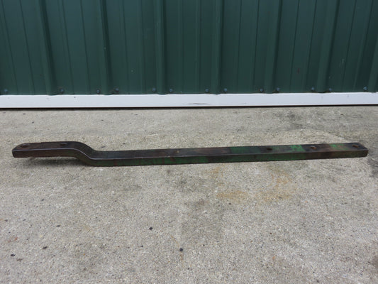 M2077T, T10822T John Deere Drawbar For 40, 420, 430 Tricycle