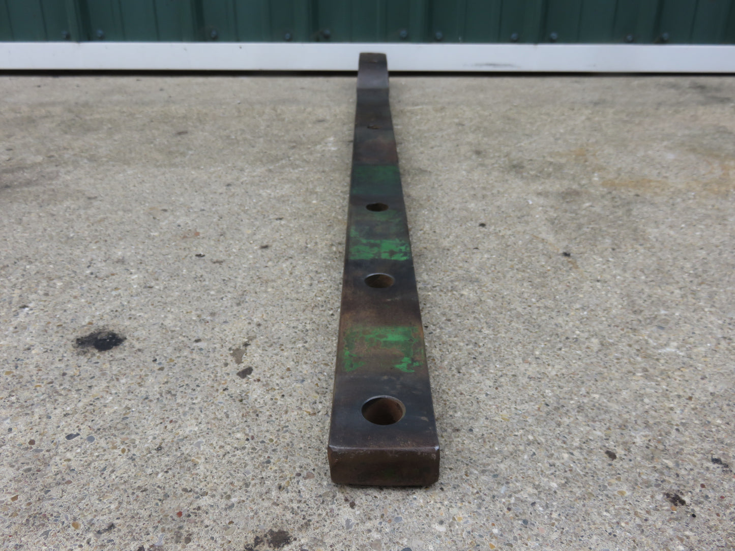 M2077T, T10822T John Deere Drawbar For 40, 420, 430 Tricycle