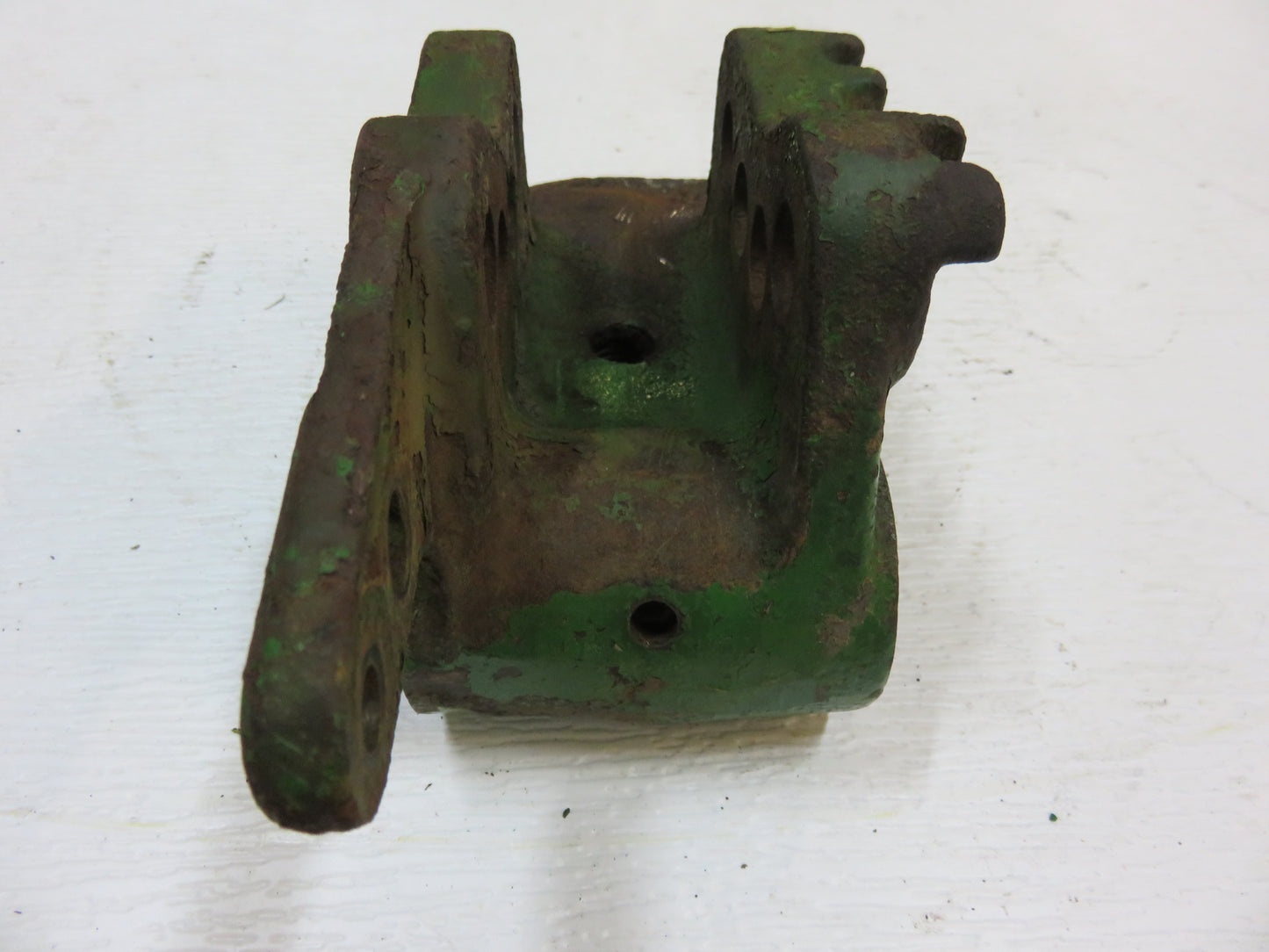 F2898R, F3257R John Deere Load Control Top Link Bracket For 720, 730