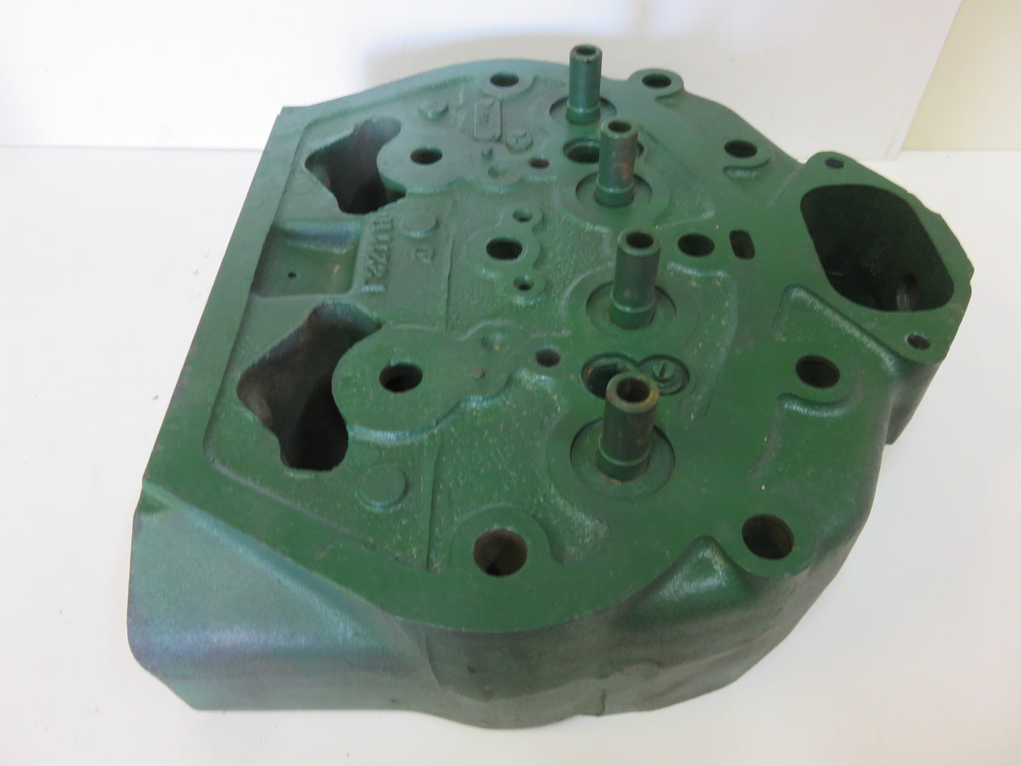 F3211R John Deere NOS Cylinder Head For Diesel 720