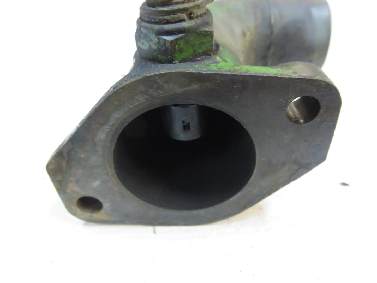 T23613 John Deere Intake Pipe With Glow Plug For 1020, 1120, 820, 920