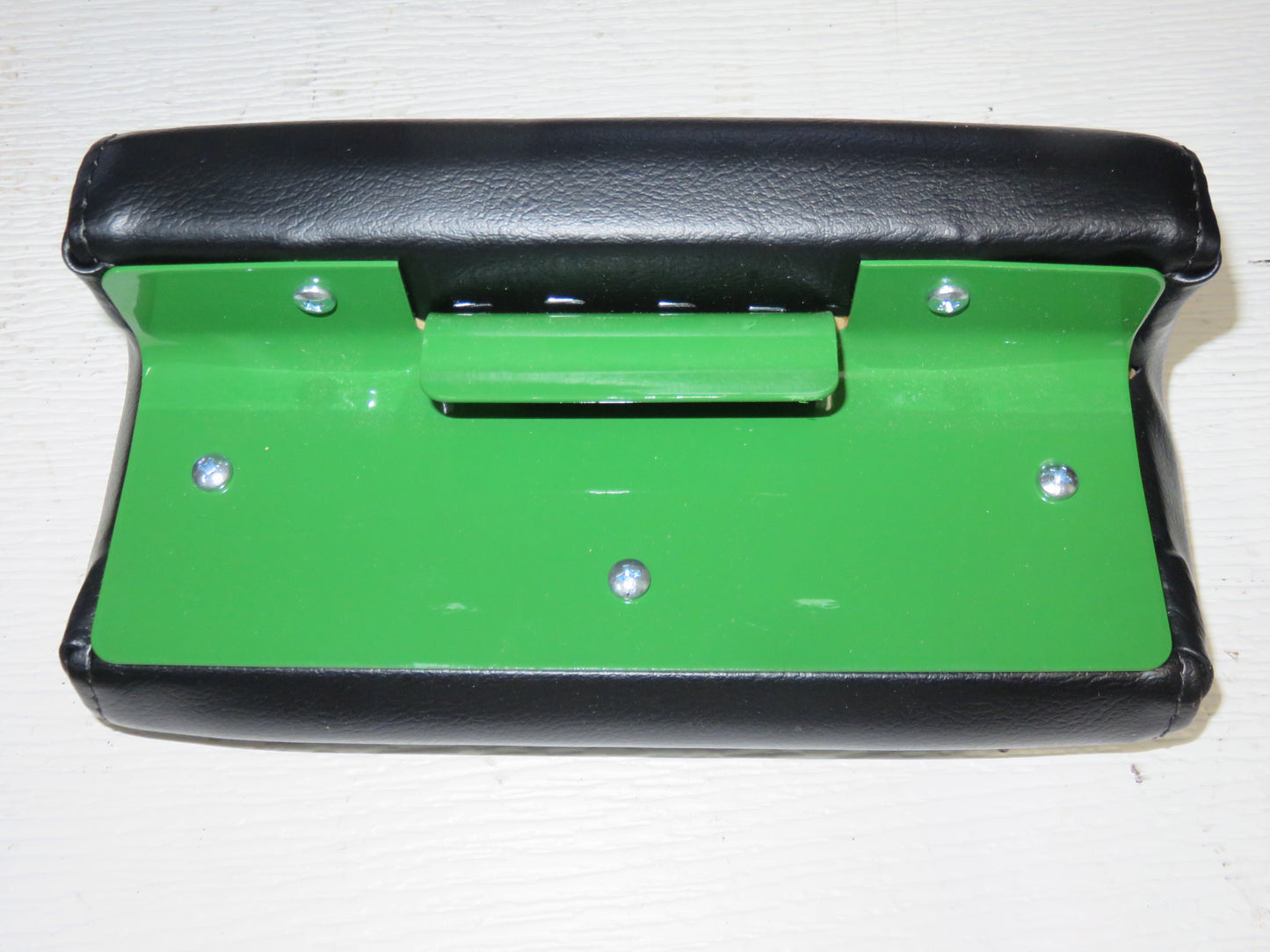 AA6022R John Deere Black Arm Rest Cushion For A, B, G, 50, 60, 70, 80, 520, 620, 720, 820, 530, 630, 730, 830