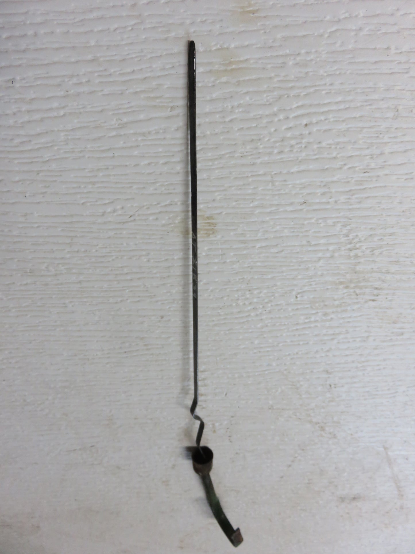 AT21534 John Deere Dip Stick For 1020, 1120, 1030, 1130, 1630, 1520, 1530, 1640, 2040
