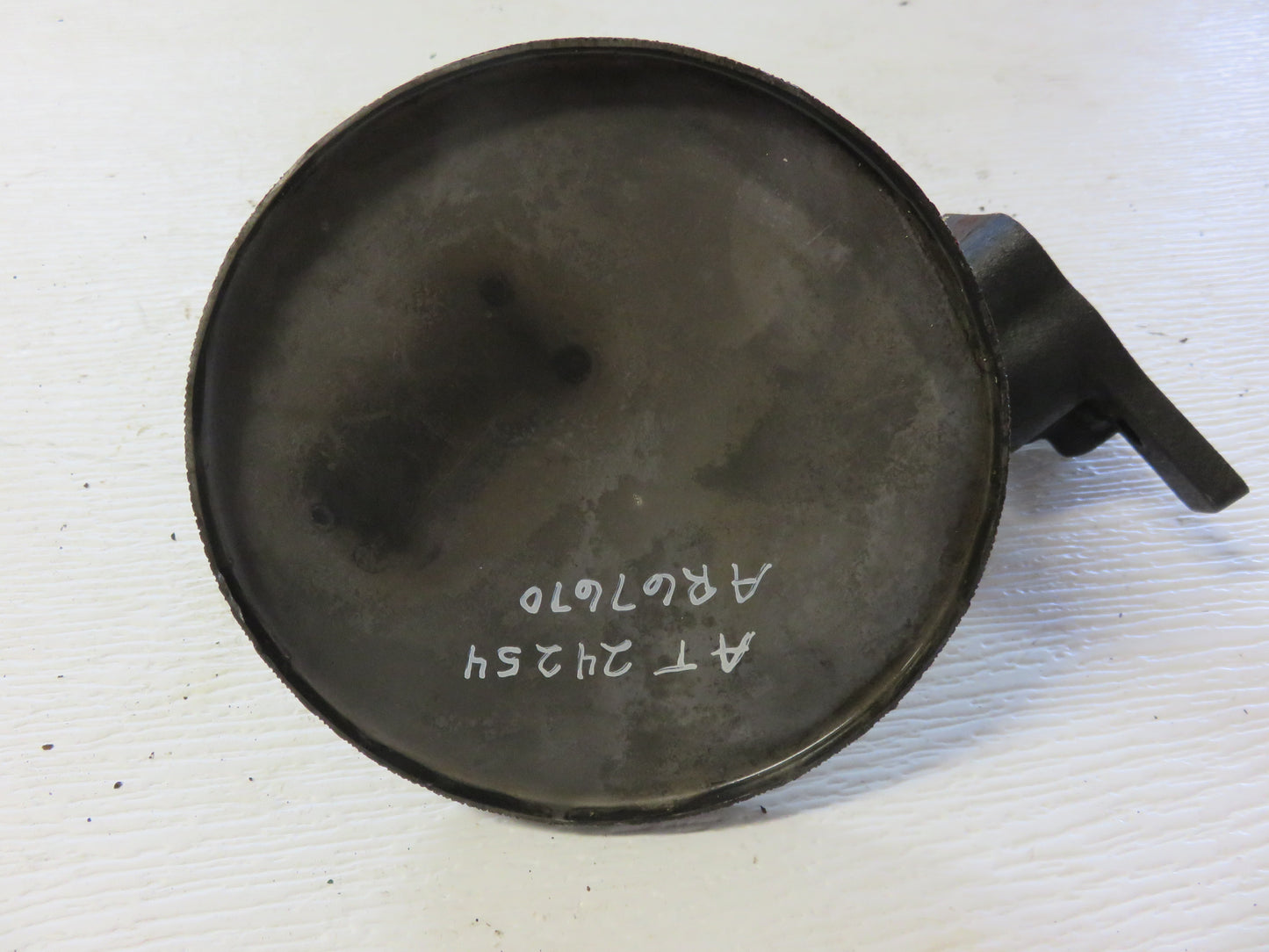 AT24254 John Deere Pick Up Tube And Pump Cover For 1020, 1120, 1520, 1530, 1830, 2030, 2130, 2020