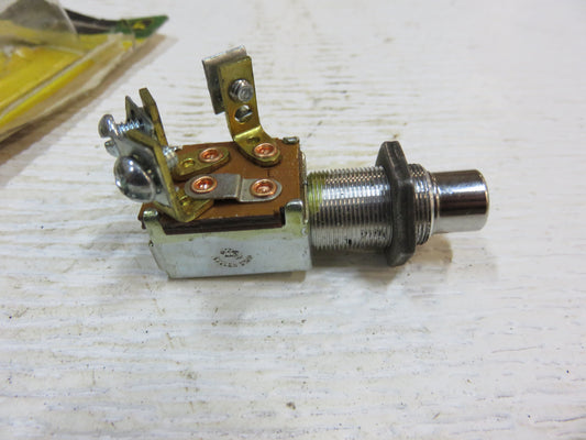 AF2171R John Deere NOS Fuel Gauge Switch For Pony Start 70, 80, 720, 820, 730, 830, 840