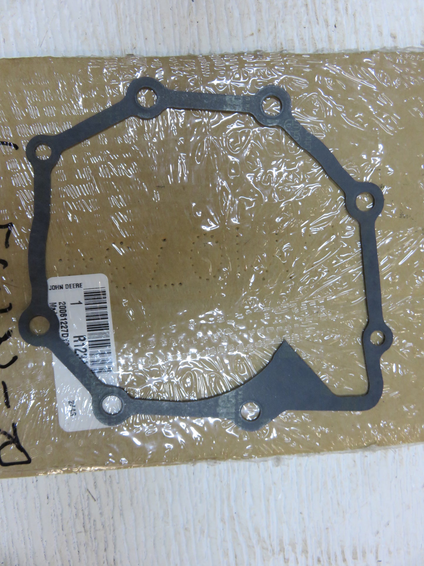 R123417 John Deere Water Pump Gasket For 5085, 5090, 5095, 5100, 5105, 5115, 5125, 6100