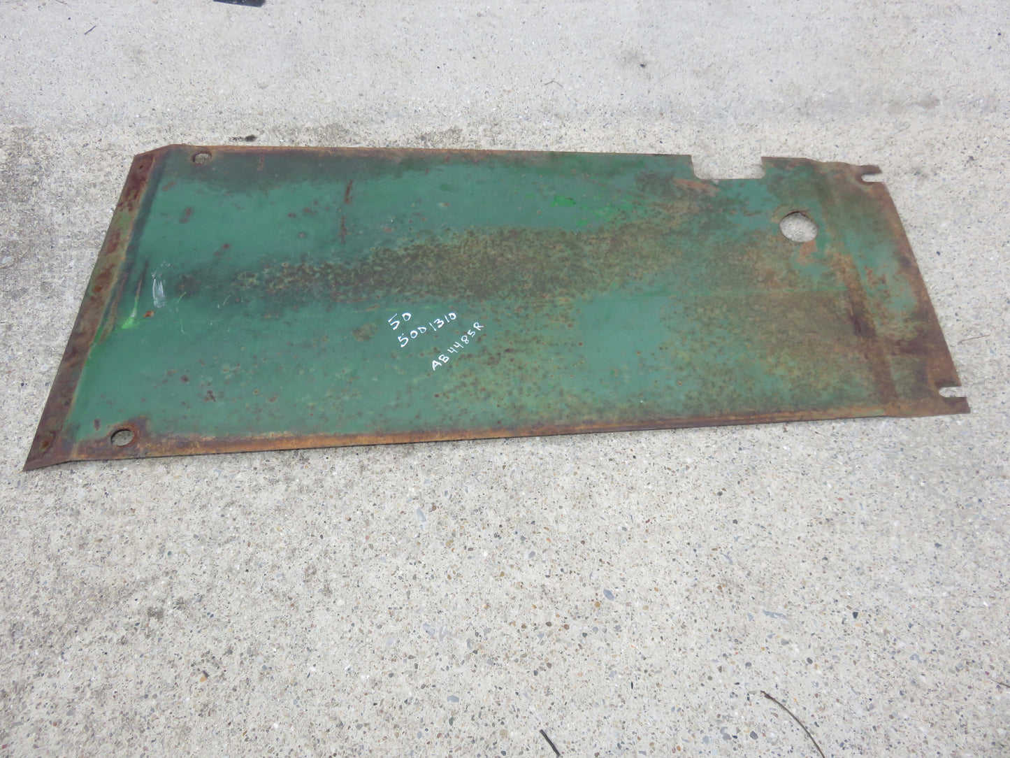AB4485R John Deere Lower Gas Tank Heat Shield For 50, 520, 530