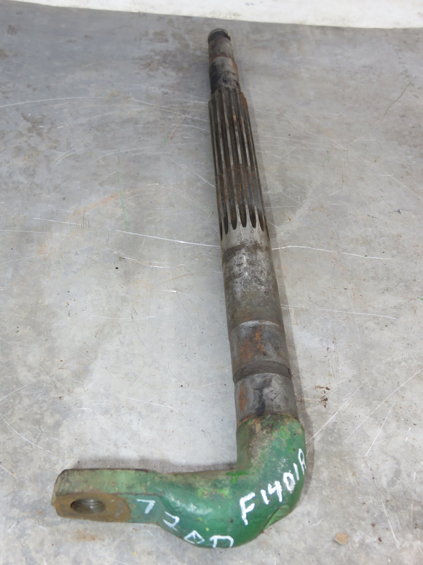 F1401R John Deere Clutch Fork Shaft For 70, 720, 730