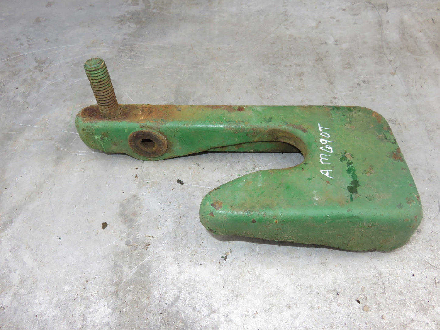AM690T John Deere Left Implement Attaching Bracket For M, MT