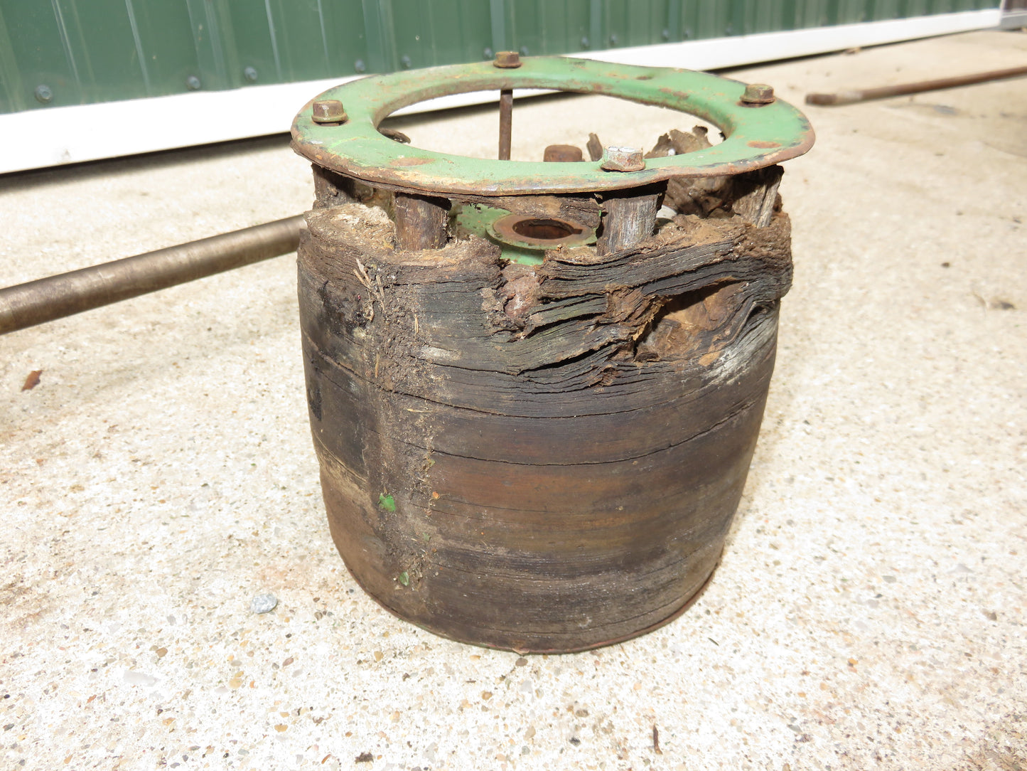 AM1015T John Deere Belt Pulley Attachment For MT