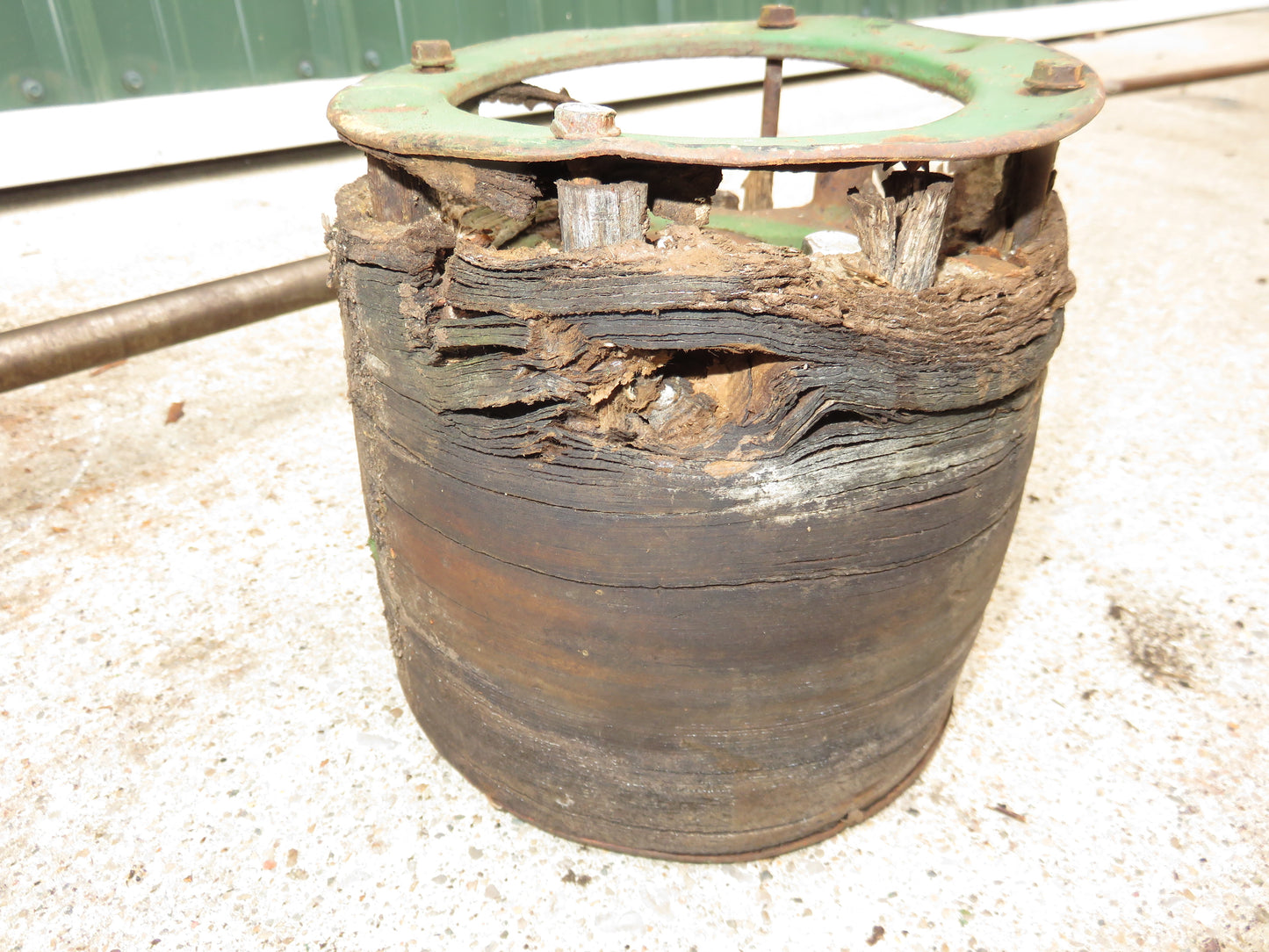 AM1015T John Deere Belt Pulley Attachment For MT