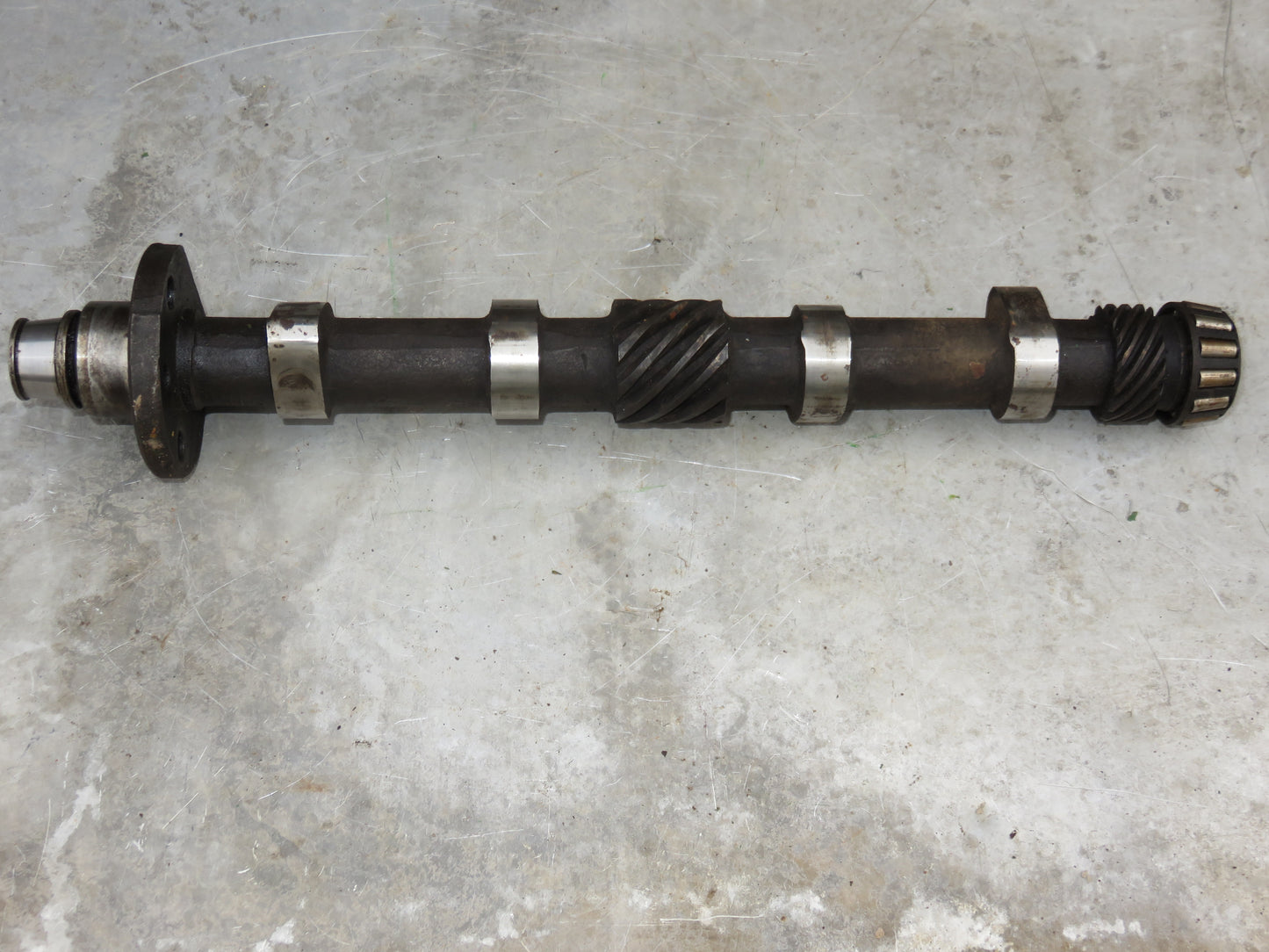 A5644R John Deere Camshaft For 620, 630
