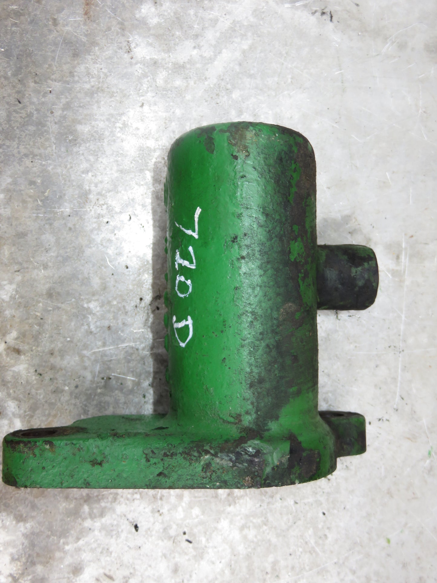 F2067R John Deere Speed Control Housing For 70, 720, 730