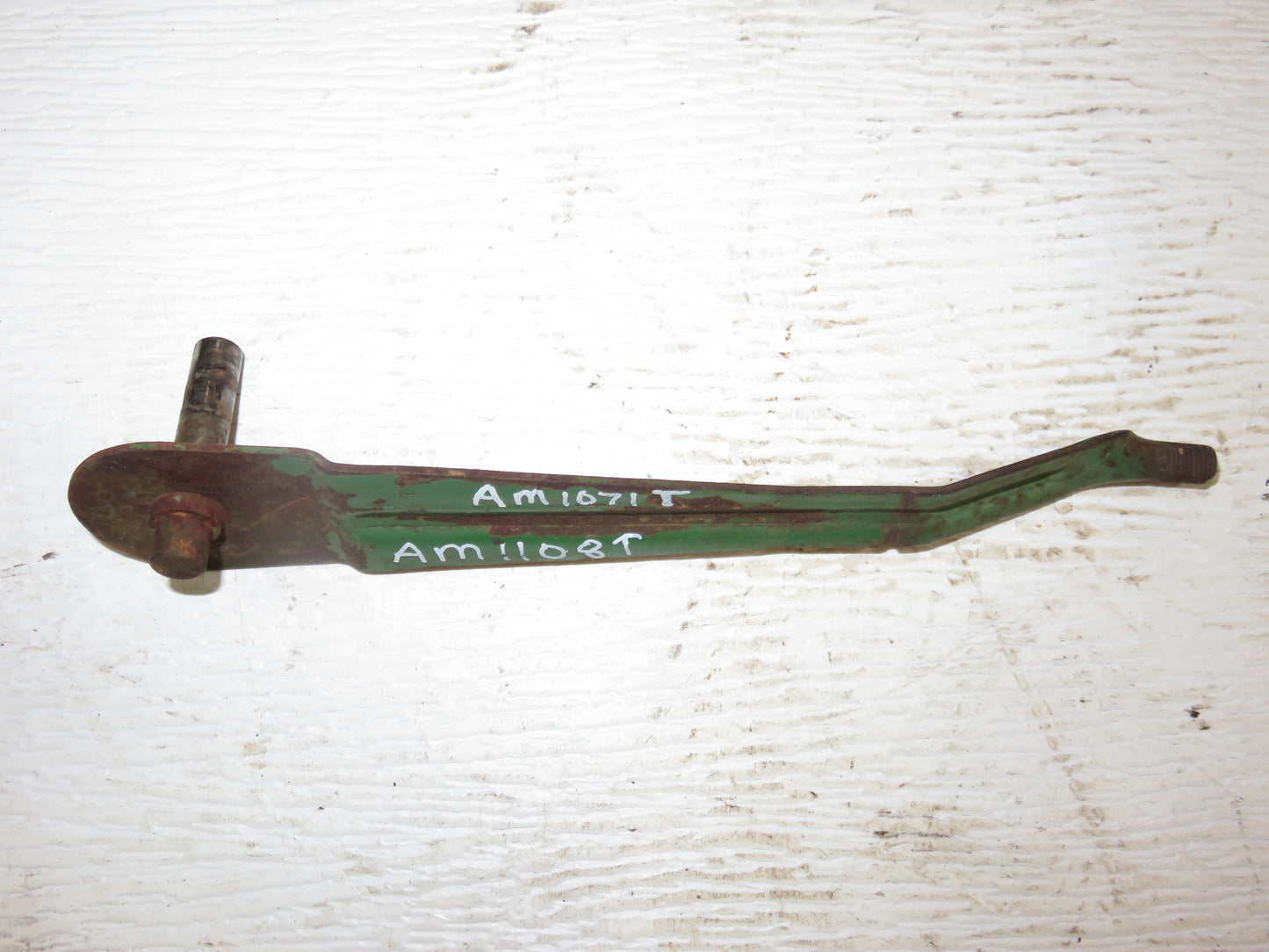 AM1071T, AM1108T John Deere Right Touch-O-Matic Lever For MT