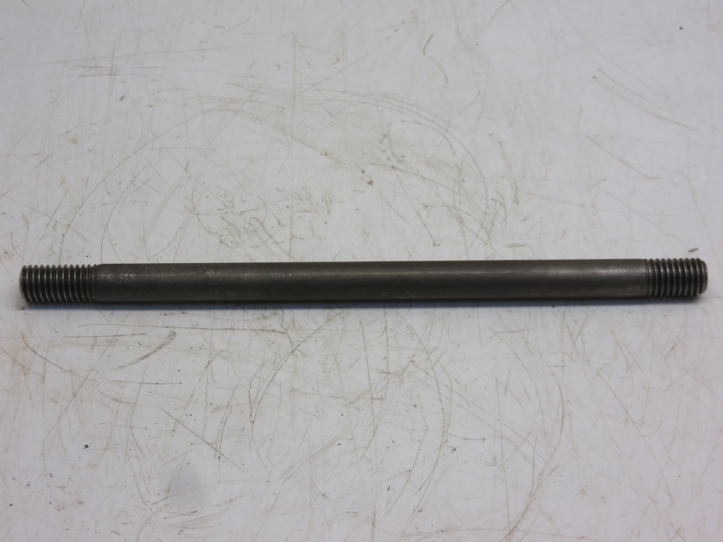 B1745R John Deere Oil Filter Head Stud For A, B, BR, BO, G, R, 50, 60, 70, 520, 620, 720