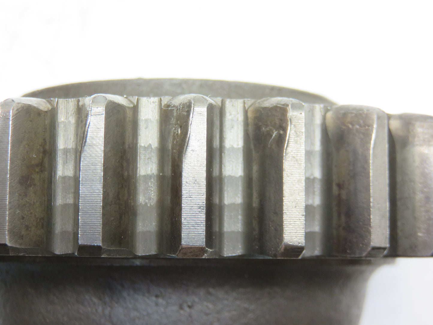 B2415R John Deere Countershaft First And Third Speed Gear For B, 50
