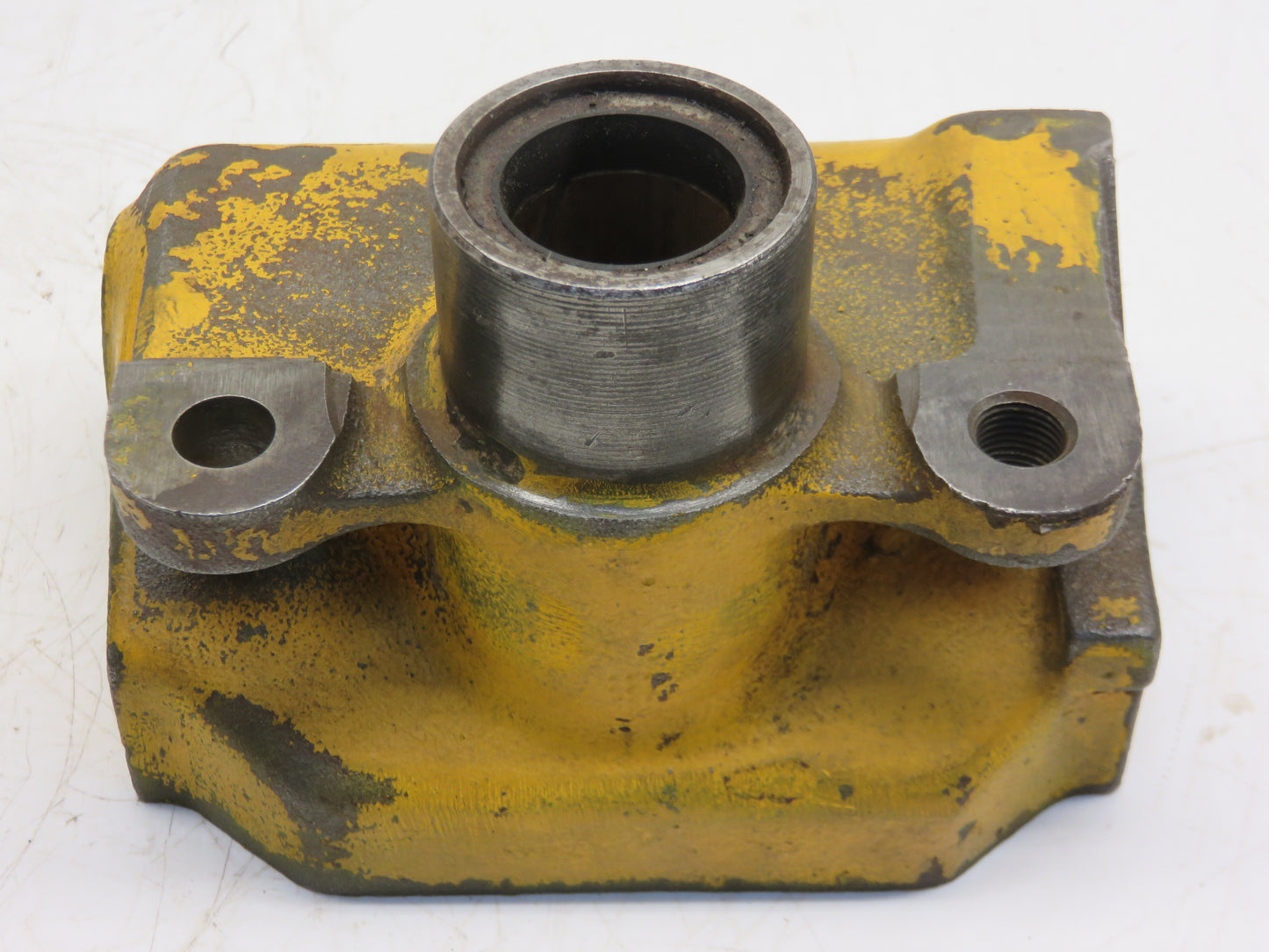 AT17079 John Deere Steering Worm Gear Housing For 1010
