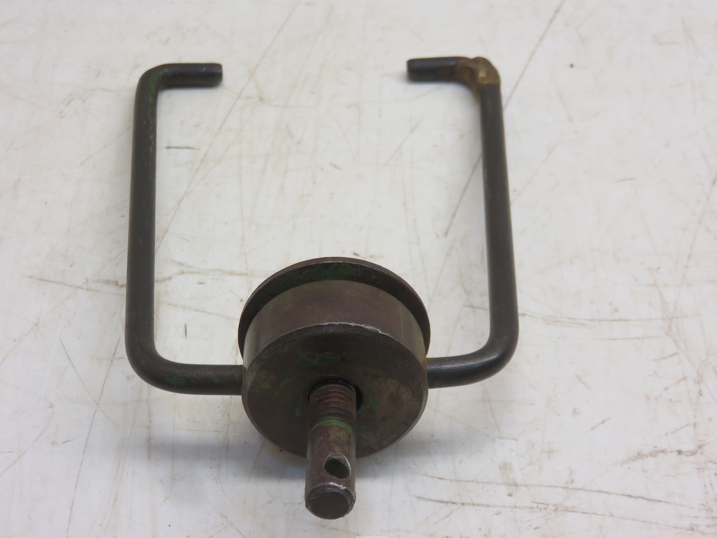 AR474R, R485R John Deere Fuel Sediment Bowl Bail For R, 80, 820, 830